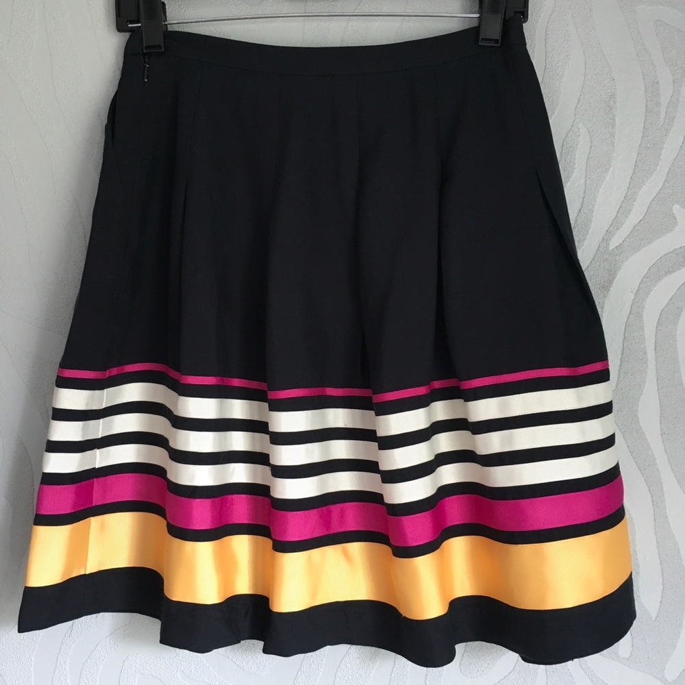 ❌SOLD❌J.McLaughlin Black Skater skirt w/ stripes - Picture 3 of 5